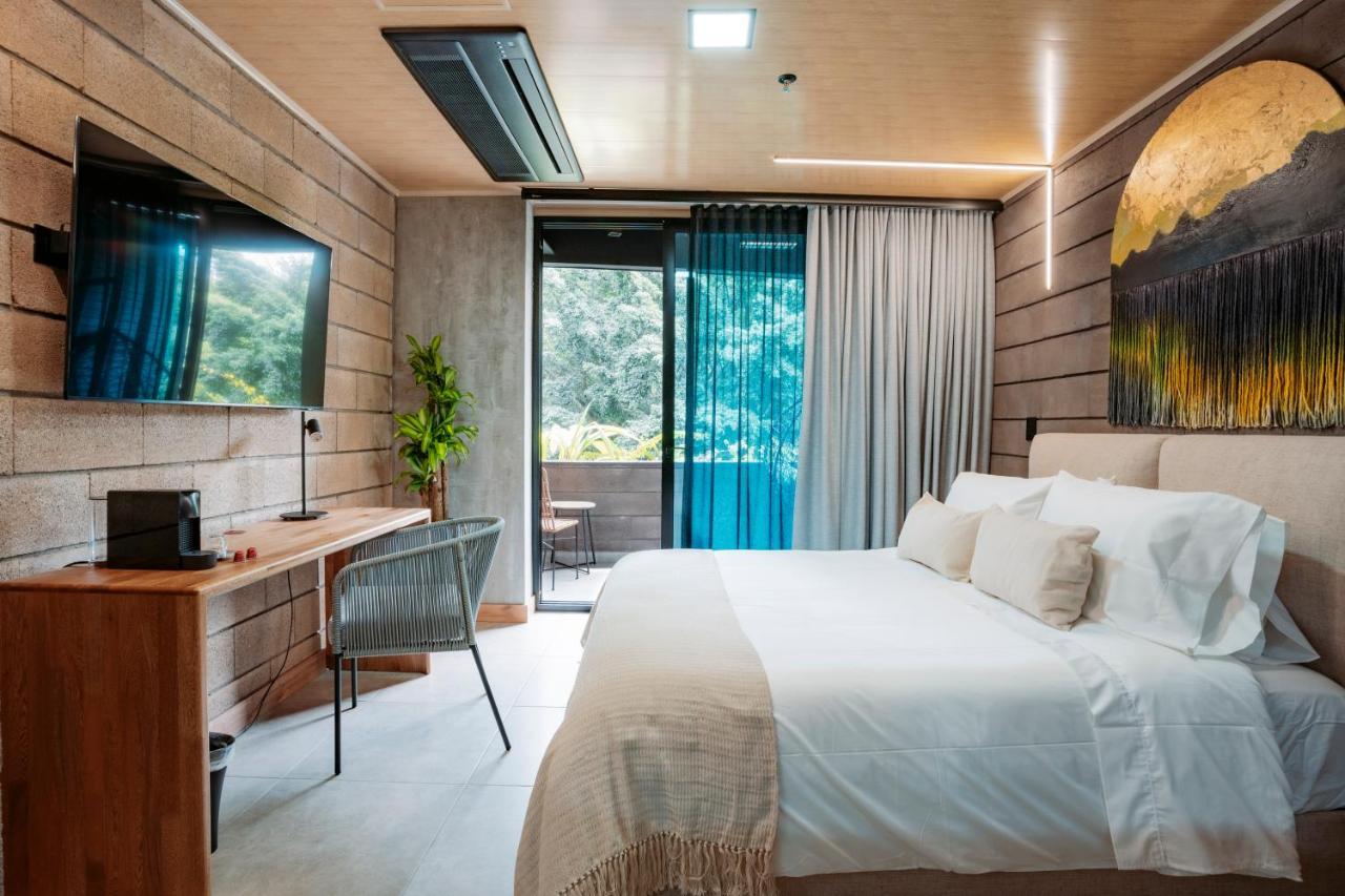 Hotel Living By Armoniko Medellín Kültér fotó